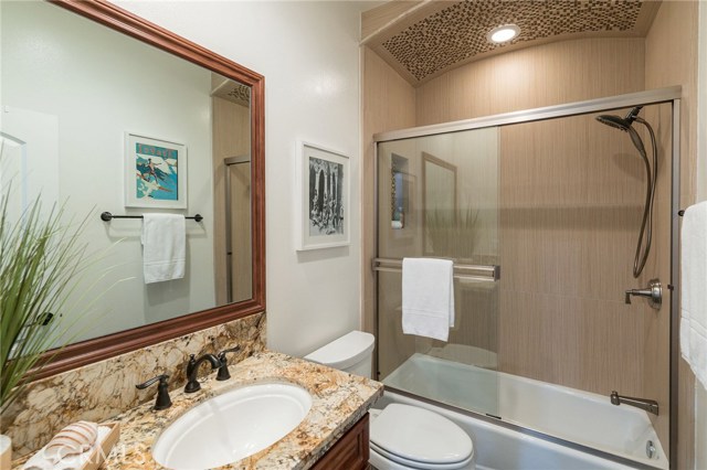 1804 Vanderbilt Lane, Redondo Beach, California 90278, 4 Bedrooms Bedrooms, ,3 BathroomsBathrooms,Residential,Sold,Vanderbilt,SB19276109