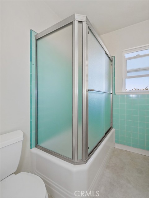 1311 Helberta Avenue, Redondo Beach, California 90277, 4 Bedrooms Bedrooms, ,1 BathroomBathrooms,Residential,Sold,Helberta,PV21135896