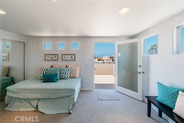 805 Bard Street, Hermosa Beach, California 90254, 2 Bedrooms Bedrooms, ,1 BathroomBathrooms,Residential,Sold,Bard,SB17152128