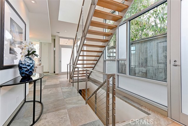 324 17th Street, Manhattan Beach, California 90266, 4 Bedrooms Bedrooms, ,4 BathroomsBathrooms,Residential,Sold,17th,SB17118466