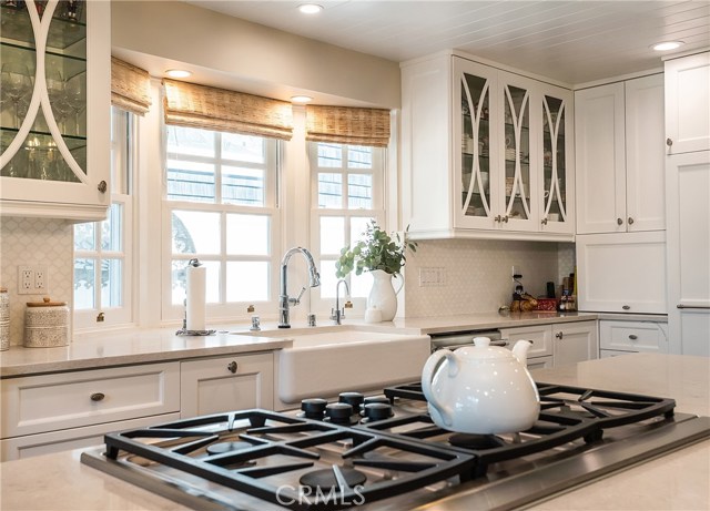 659 18th Street, Manhattan Beach, California 90266, 4 Bedrooms Bedrooms, ,3 BathroomsBathrooms,Residential,Sold,18th,SB19269469