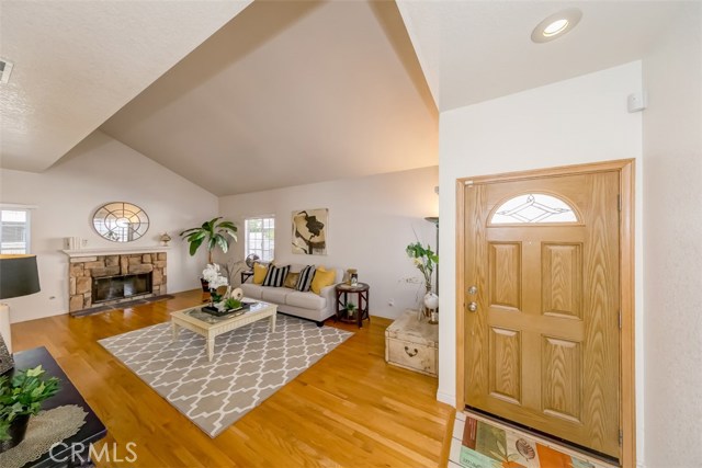 2221 Nelson #B, Redondo Beach, California 90278, 3 Bedrooms Bedrooms, ,3 BathroomsBathrooms,Residential,Sold,Nelson #B,PW18215127