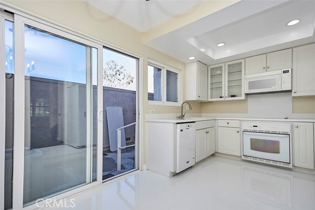 28006 Ridgebluff Court, Rancho Palos Verdes, California 90275, 2 Bedrooms Bedrooms, ,2 BathroomsBathrooms,Residential,Sold,Ridgebluff,SB19219153