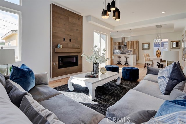 2022 Harriman Lane, Redondo Beach, California 90278, 5 Bedrooms Bedrooms, ,4 BathroomsBathrooms,Residential,Sold,Harriman,SB18297580