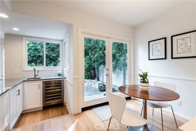 2104 Poinsettia Avenue, Manhattan Beach, California 90266, 4 Bedrooms Bedrooms, ,3 BathroomsBathrooms,Residential,Sold,Poinsettia,SB19043761