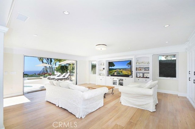 Spacious Family Room with Built-in Cabinets