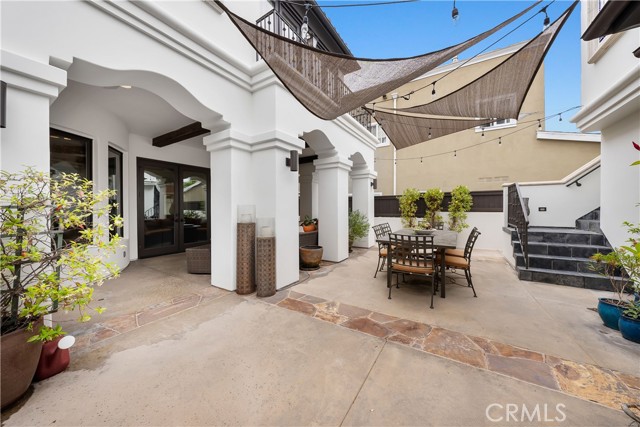 583 35th Street, Manhattan Beach, California 90266, 4 Bedrooms Bedrooms, ,1 BathroomBathrooms,Residential,Sold,35th,SB21141914