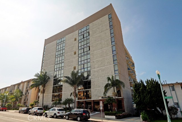 531 Esplanade, Redondo Beach, California 90277, 2 Bedrooms Bedrooms, ,2 BathroomsBathrooms,Residential,Sold,Esplanade,SB17088461