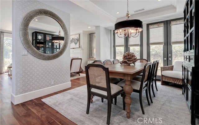 569 35th Street, Manhattan Beach, California 90266, 5 Bedrooms Bedrooms, ,5 BathroomsBathrooms,Residential,Sold,35th,SB19044289