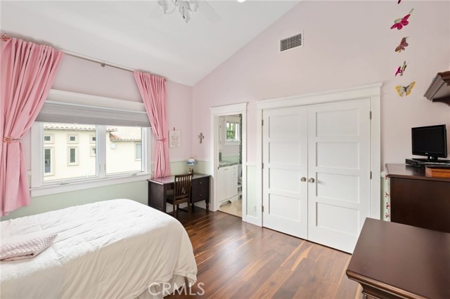 733 Juanita Avenue, Redondo Beach, California 90277, 5 Bedrooms Bedrooms, ,5 BathroomsBathrooms,Residential,Sold,Juanita,SB20142133