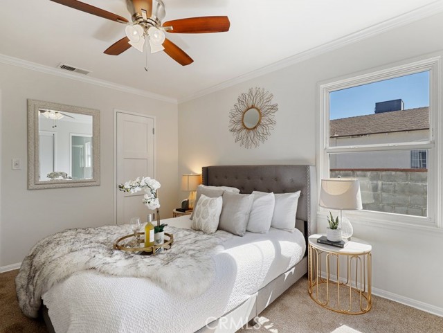 2 Bed Home for Sale in Sherman Oaks, California