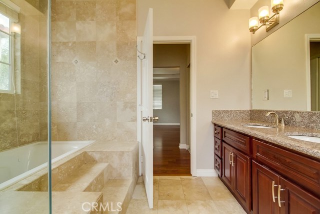 611 Pacific Coast, Redondo Beach, California 90277, 5 Bedrooms Bedrooms, ,4 BathroomsBathrooms,Residential,Sold,Pacific Coast,OC17213002