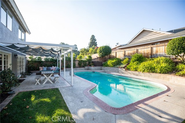 2105 Redondela Drive, Rancho Palos Verdes, California 90275, 5 Bedrooms Bedrooms, ,2 BathroomsBathrooms,Residential,Sold,Redondela,PV18262505