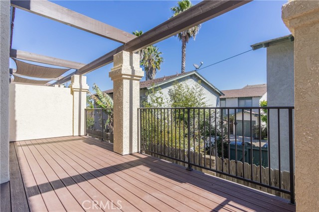 front deck area ready for bbq and fun