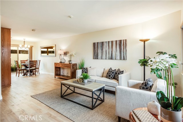 1817 Marshallfield Lane, Redondo Beach, California 90278, 2 Bedrooms Bedrooms, ,1 BathroomBathrooms,Residential,Sold,Marshallfield,PV19025595