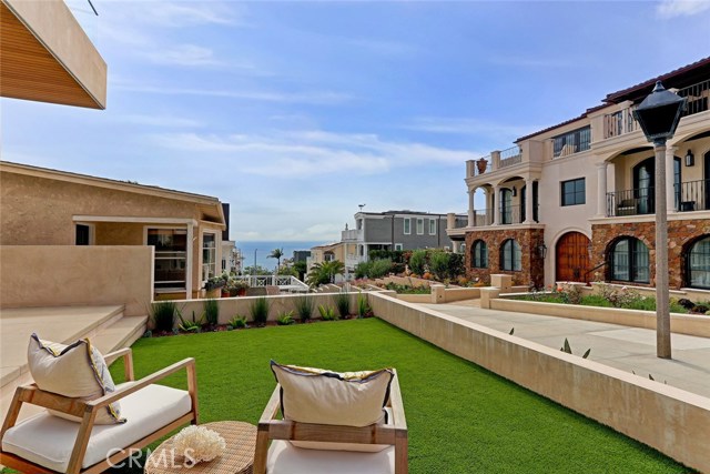 324 17th Street, Manhattan Beach, California 90266, 4 Bedrooms Bedrooms, ,4 BathroomsBathrooms,Residential,Sold,17th,SB17118466