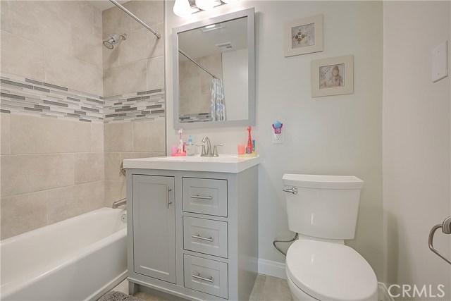 2614 184th Street, Redondo Beach, California 90278, 3 Bedrooms Bedrooms, ,2 BathroomsBathrooms,Residential,Sold,184th,SB20179705