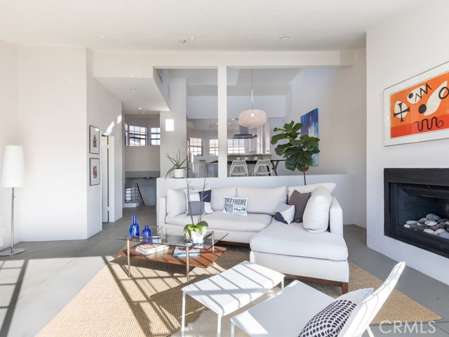 2021 Carnegie Lane, Redondo Beach, California 90278, 3 Bedrooms Bedrooms, ,2 BathroomsBathrooms,Residential,Sold,Carnegie,SB19152326