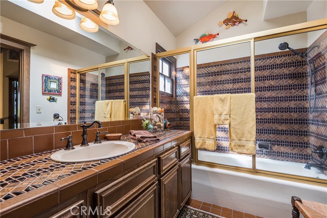 522 24th Place, Hermosa Beach, California 90254, 3 Bedrooms Bedrooms, ,3 BathroomsBathrooms,Residential,Sold,24th Place,SB18039832