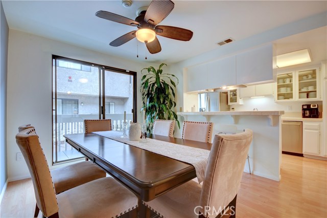 519 Meyer Lane, Redondo Beach, California 90278, 2 Bedrooms Bedrooms, ,1 BathroomBathrooms,Residential,Sold,Meyer,SB19016163