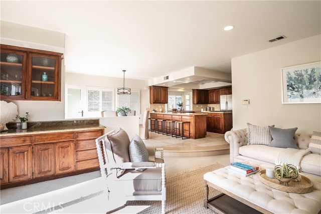 Kitchen/breakfast nook/family room combo