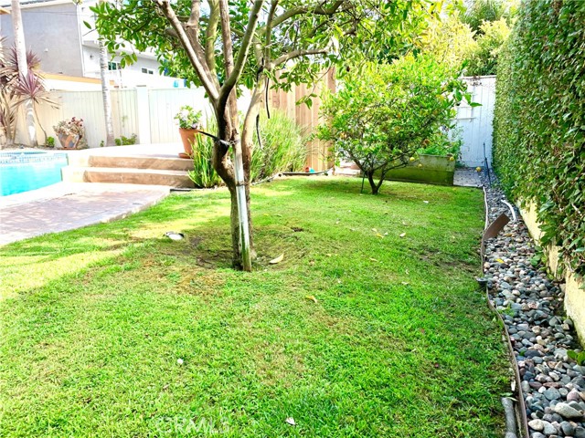 519 Juanita Avenue, Redondo Beach, California 90277, 5 Bedrooms Bedrooms, ,2 BathroomsBathrooms,Residential,Sold,Juanita,SB21138287