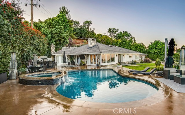 11 Outrider Road, Rolling Hills, California 90274, 4 Bedrooms Bedrooms, ,3 BathroomsBathrooms,Residential,Sold,Outrider,PV20235283