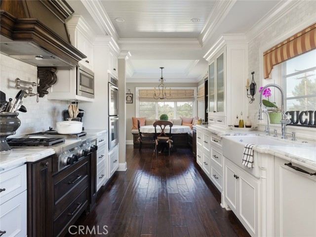 2206 Estribo Drive, Rolling Hills Estates, California 90274, 5 Bedrooms Bedrooms, ,2 BathroomsBathrooms,Residential,Sold,Estribo,PV21112421