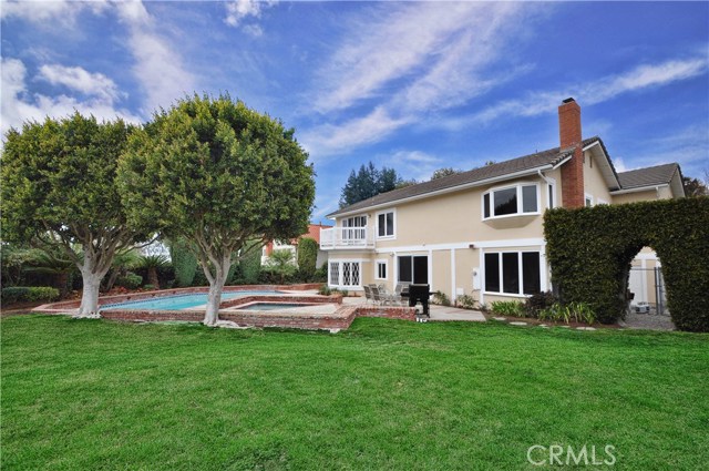 8 Arrowhead Lane, Rolling Hills Estates, California 90274, 5 Bedrooms Bedrooms, ,3 BathroomsBathrooms,Residential,Sold,Arrowhead,PV18046943