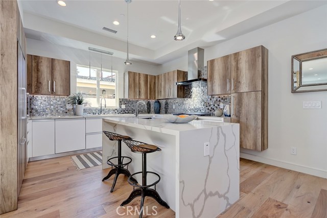 2022 Harriman Lane, Redondo Beach, California 90278, 5 Bedrooms Bedrooms, ,4 BathroomsBathrooms,Residential,Sold,Harriman,SB18297580