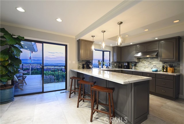 6209 Via Subida, Rancho Palos Verdes, California 90275, 5 Bedrooms Bedrooms, ,2 BathroomsBathrooms,Residential,Sold,Via Subida,PV19211642