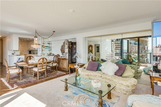 531 Esplanade, Redondo Beach, California 90277, 2 Bedrooms Bedrooms, ,2 BathroomsBathrooms,Residential,Sold,Esplanade,SB17088461