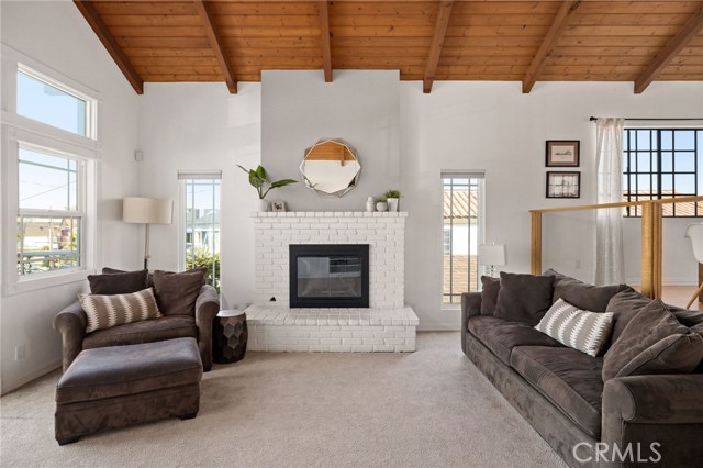 1107 Stanford Avenue, Redondo Beach, California 90278, 3 Bedrooms Bedrooms, ,2 BathroomsBathrooms,Residential,Sold,Stanford,SB20120102