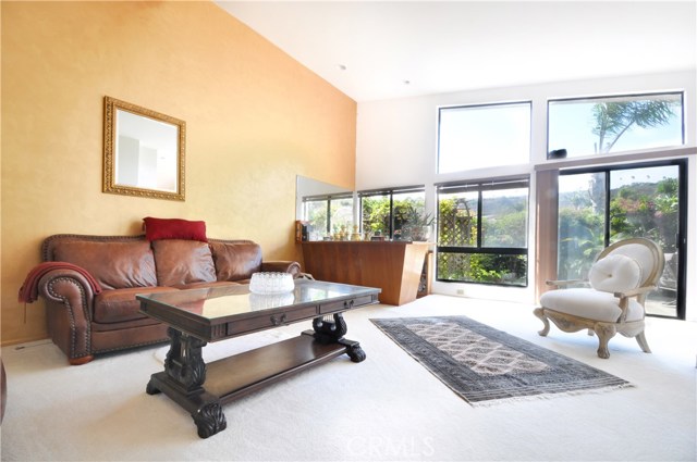 6401 Via Baron, Rancho Palos Verdes, California 90275, 4 Bedrooms Bedrooms, ,5 BathroomsBathrooms,Residential,Sold,Via Baron,PV17162261