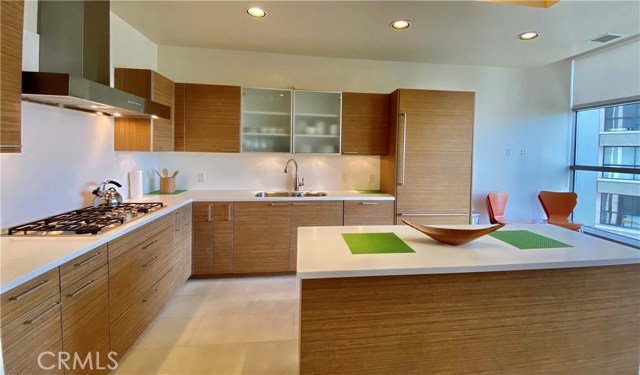 2 Bed Home for Sale in Westwood - Century City, California