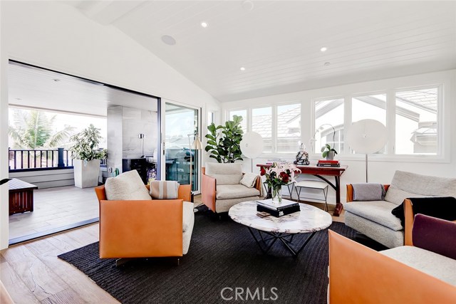 436 27th Street, Manhattan Beach, California 90266, 4 Bedrooms Bedrooms, ,4 BathroomsBathrooms,Residential,Sold,27th,SB20086504