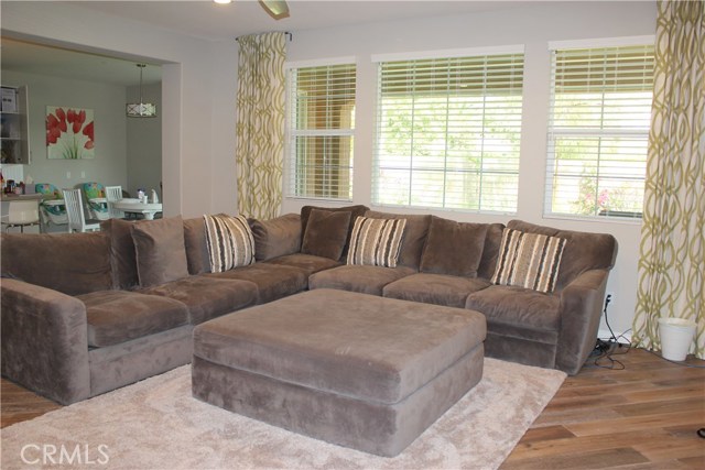 Open floor plan to the family room.