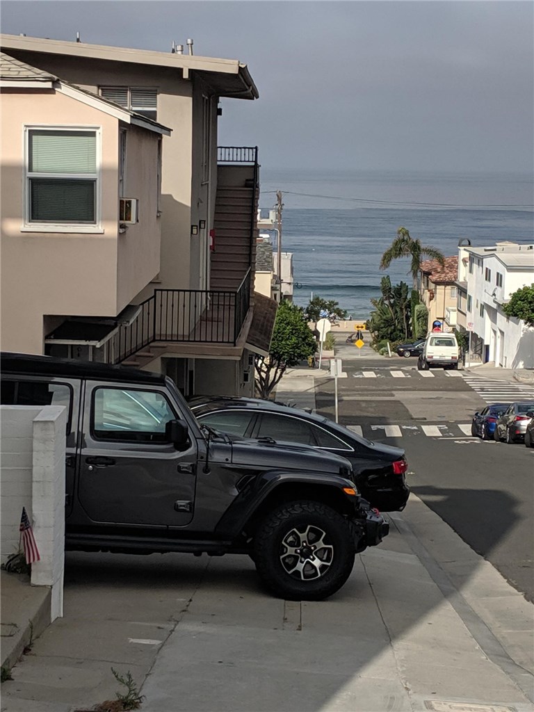 216 14th Street, Manhattan Beach, California 90266, ,Residential Income,Sold,14th,SB19162707