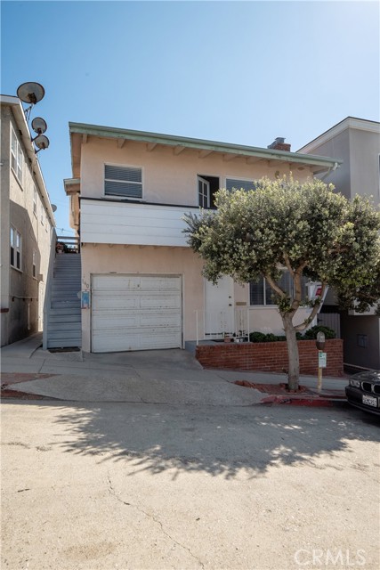 138 30th Street, Hermosa Beach, California 90254, 3 Bedrooms Bedrooms, ,3 BathroomsBathrooms,Residential,Sold,30th,SB21044584