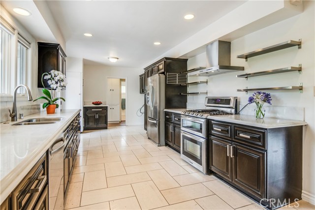 801 Via Coronel, Palos Verdes Estates, California 90274, 3 Bedrooms Bedrooms, ,2 BathroomsBathrooms,Residential,Sold,Via Coronel,PV19166393