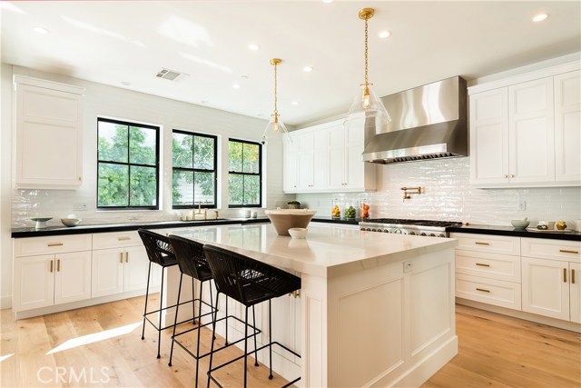 856 14th Street, Manhattan Beach, California 90266, 5 Bedrooms Bedrooms, ,5 BathroomsBathrooms,Residential,Sold,14th,SB18245508