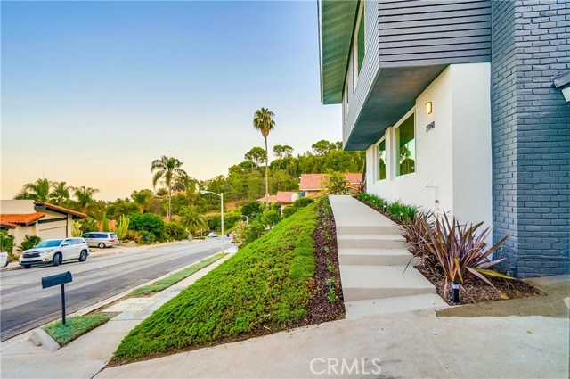 29948 Knoll View Drive, Rancho Palos Verdes, California 90275, 4 Bedrooms Bedrooms, ,2 BathroomsBathrooms,Residential,Sold,Knoll View,SB19088722