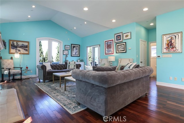 607 Guadalupe Avenue, Redondo Beach, California 90277, 4 Bedrooms Bedrooms, ,4 BathroomsBathrooms,Residential,Sold,Guadalupe,SB19155656