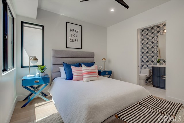 124 39th Street, Manhattan Beach, California 90266, 3 Bedrooms Bedrooms, ,2 BathroomsBathrooms,Residential,Sold,39th,SB20089804