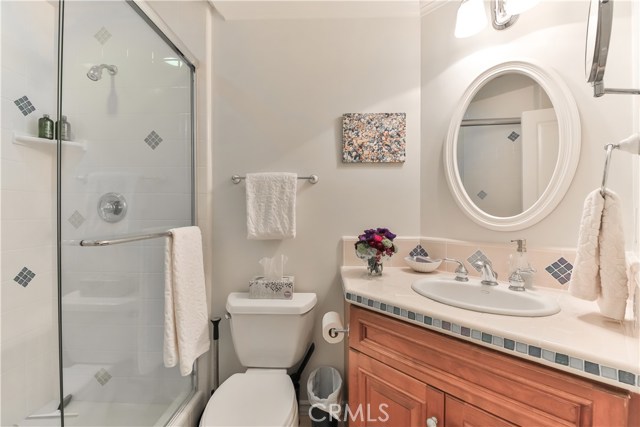 329 21st Place, Manhattan Beach, California 90266, 3 Bedrooms Bedrooms, ,3 BathroomsBathrooms,Residential,Sold,21st,SB17085113