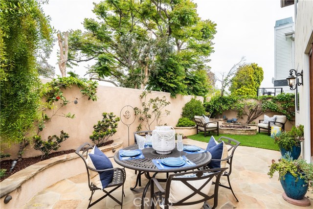 759 29th Street, Manhattan Beach, California 90266, 5 Bedrooms Bedrooms, ,3 BathroomsBathrooms,Residential,Sold,29th,SB19100741