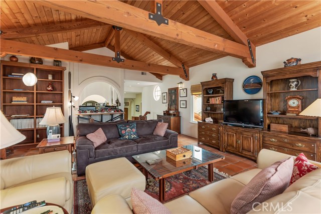 595 31st Street, Manhattan Beach, California 90266, 4 Bedrooms Bedrooms, ,1 BathroomBathrooms,Residential,Sold,31st,SB20193425