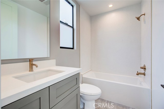 2004 Grant Avenue, Redondo Beach, California 90278, 4 Bedrooms Bedrooms, ,4 BathroomsBathrooms,Residential,Sold,Grant,PV19036336