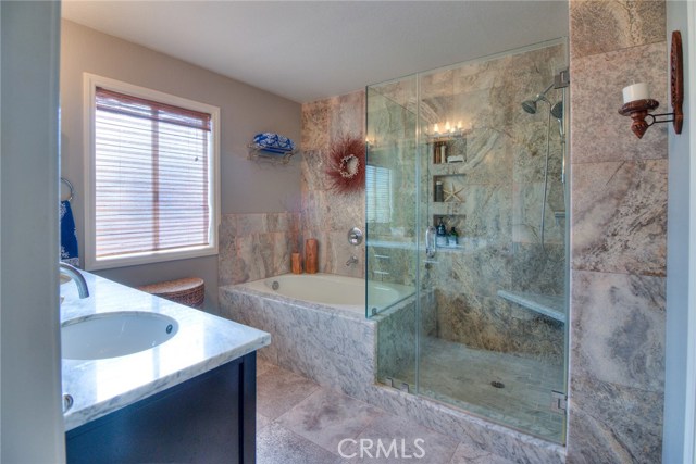 2208 Bataan Road, Redondo Beach, California 90278, 3 Bedrooms Bedrooms, ,2 BathroomsBathrooms,Residential,Sold,Bataan,SB19018998