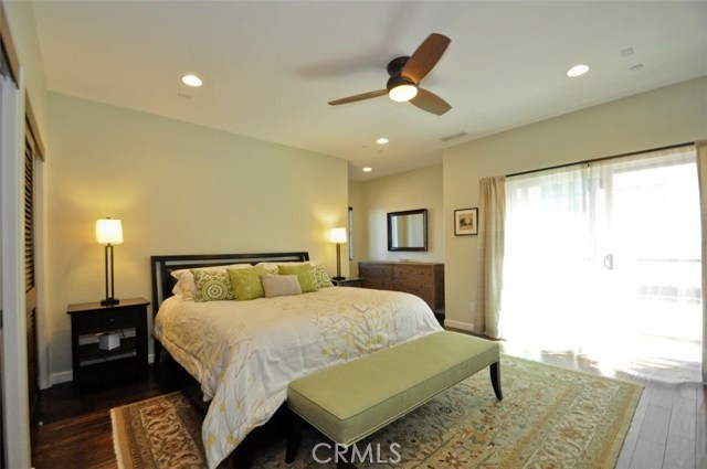 121 Guadalupe Avenue, Redondo Beach, California 90277, 4 Bedrooms Bedrooms, ,3 BathroomsBathrooms,Residential,Sold,Guadalupe,SB18068766